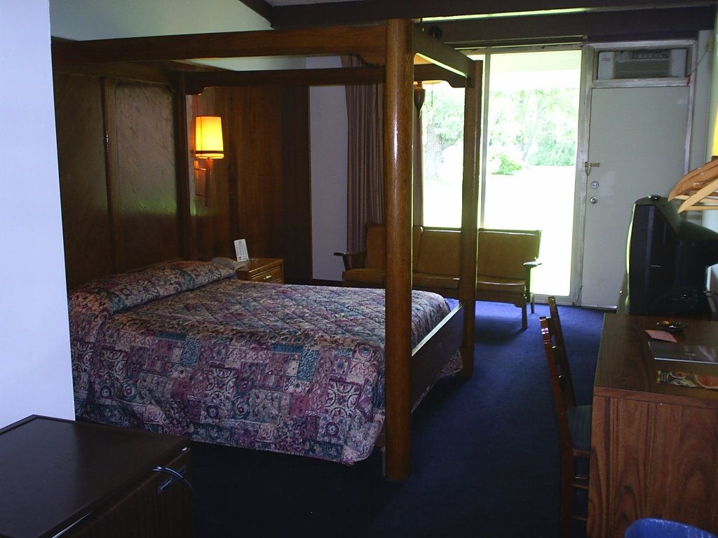 Kings Inn Cleveland Strongsville Værelse billede